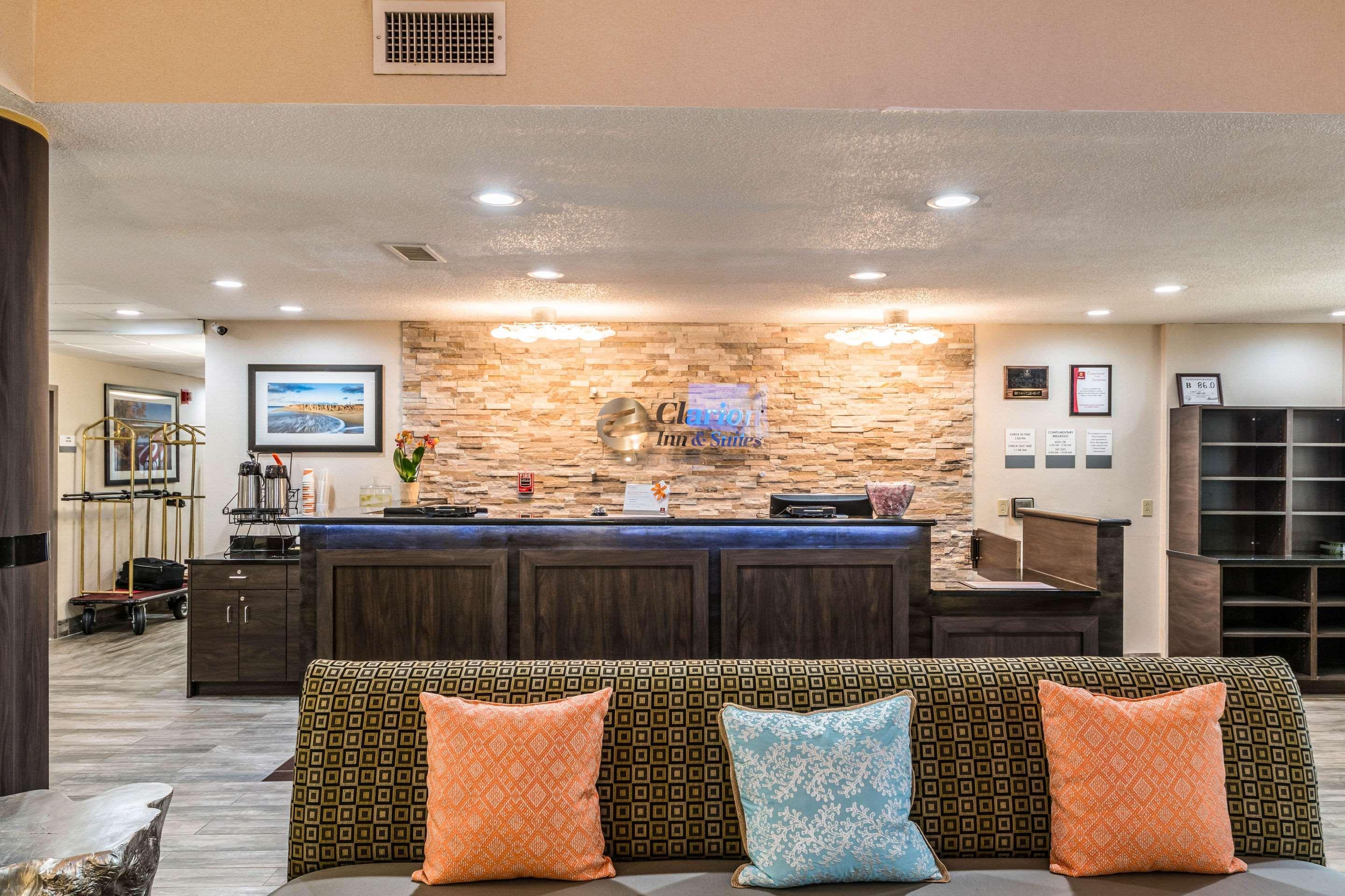 Lake Norman Inn And Suites Cornelius Buitenkant foto